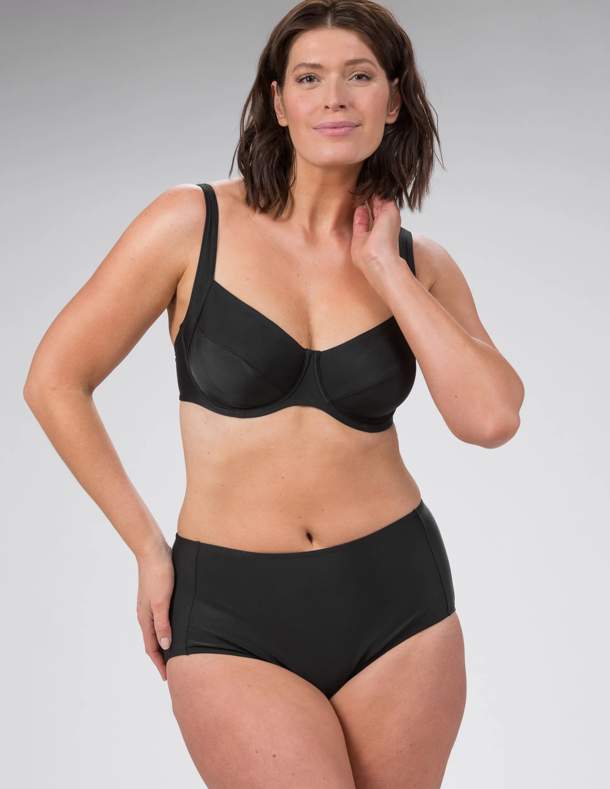 Bikinitrosa Högmidjad Body Control Svart