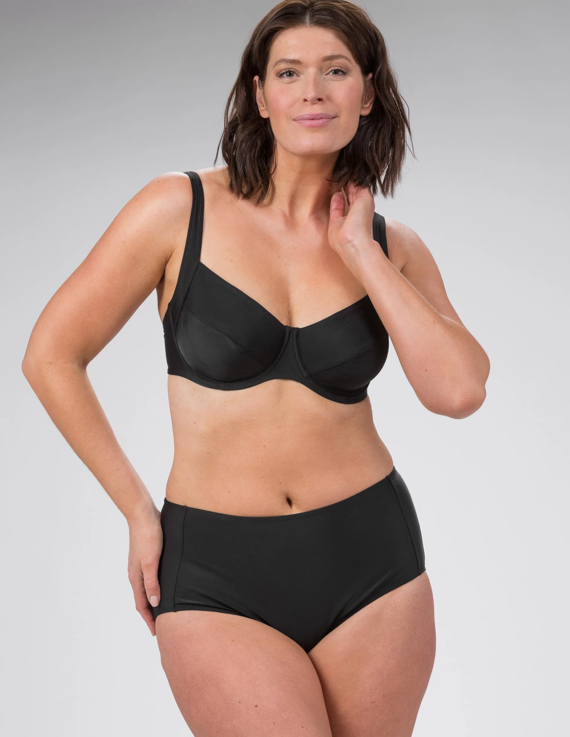 Bikinitrosa Högmidjad Body Control Svart