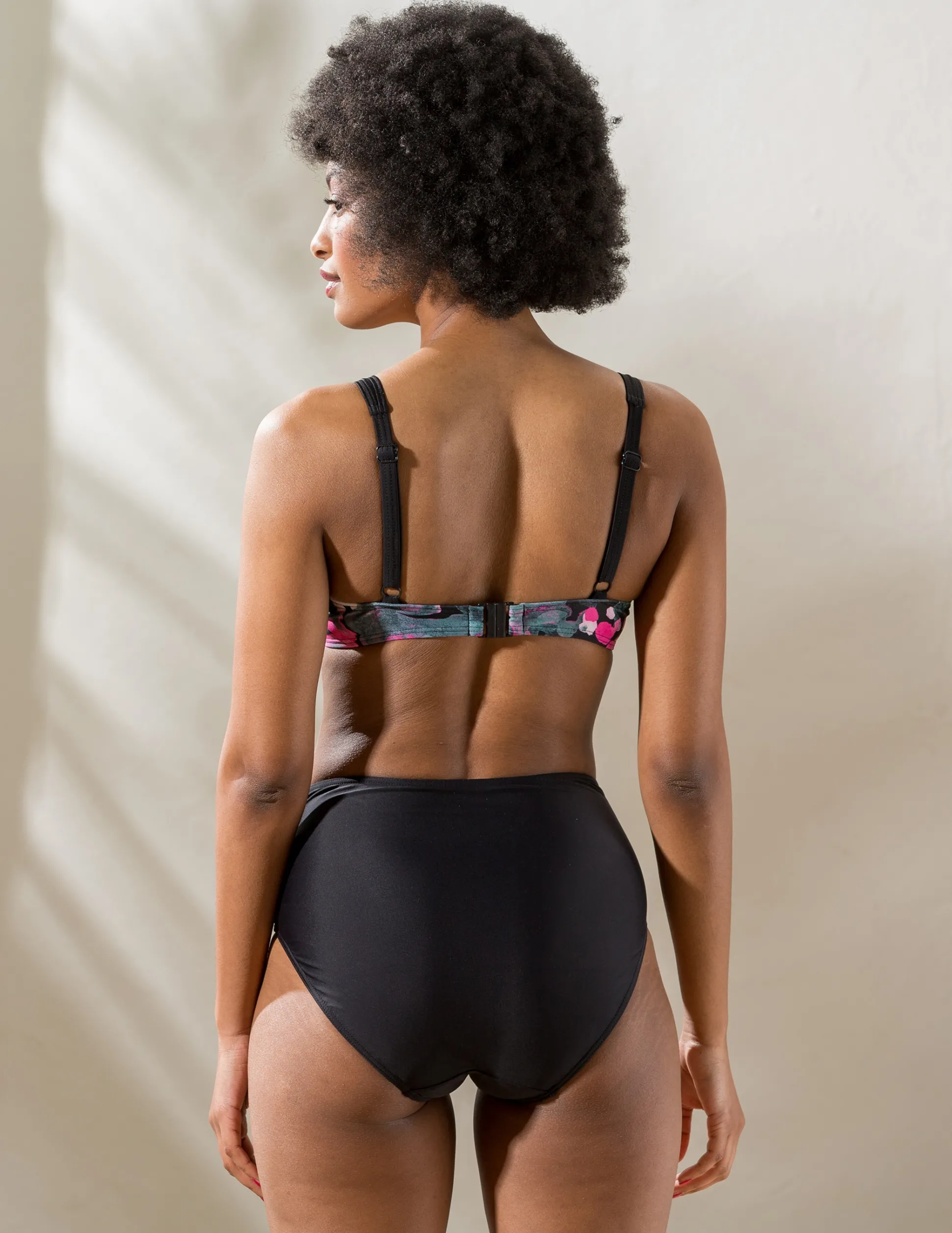 Bikinitrosa Solid Midi Svart