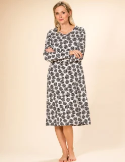Nattlinne Lång Ärm Graphic Floral Off-White