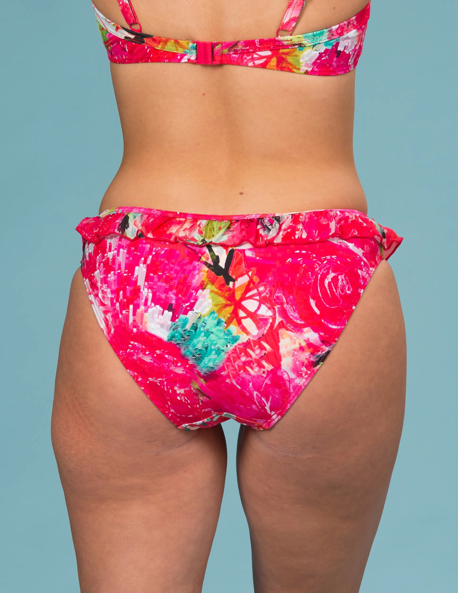 Rosa mönstrad bikinitrosa låg midja